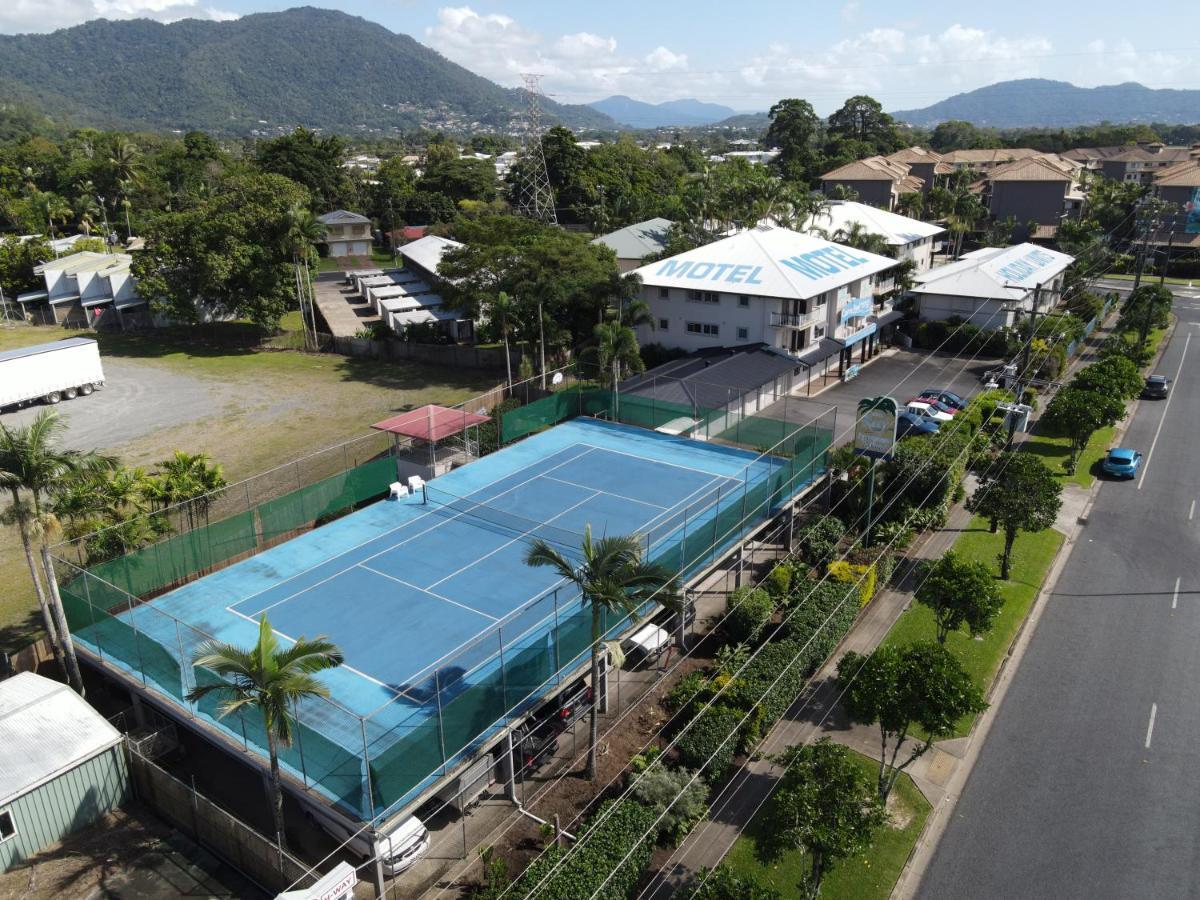Cairns Reef Apartments & Motel Екстериор снимка