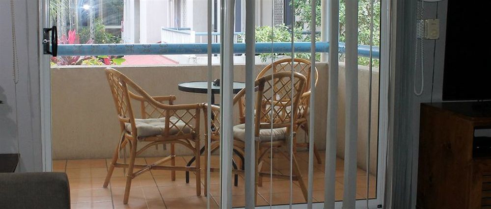 Cairns Reef Apartments & Motel Екстериор снимка