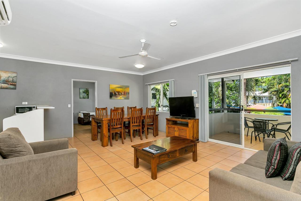Cairns Reef Apartments & Motel Екстериор снимка