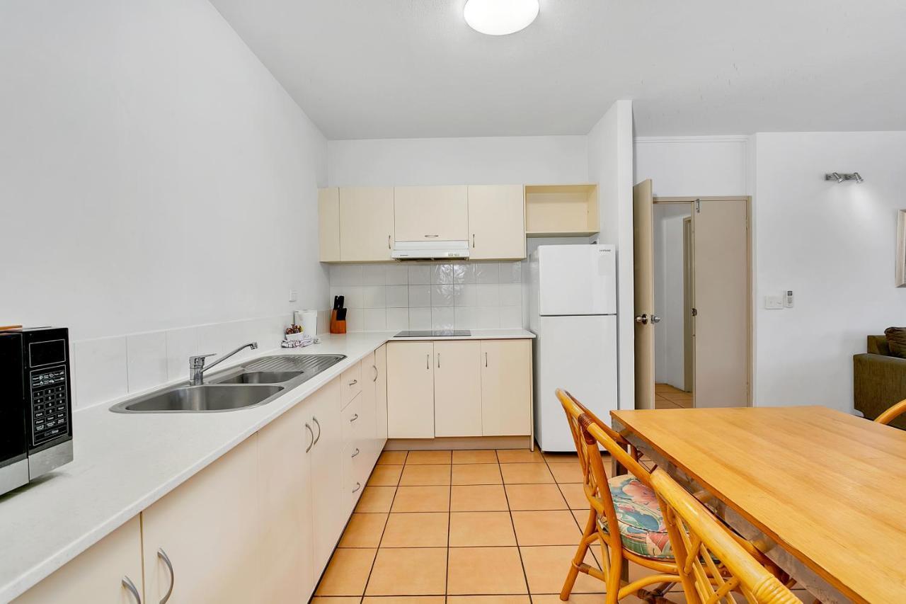 Cairns Reef Apartments & Motel Екстериор снимка