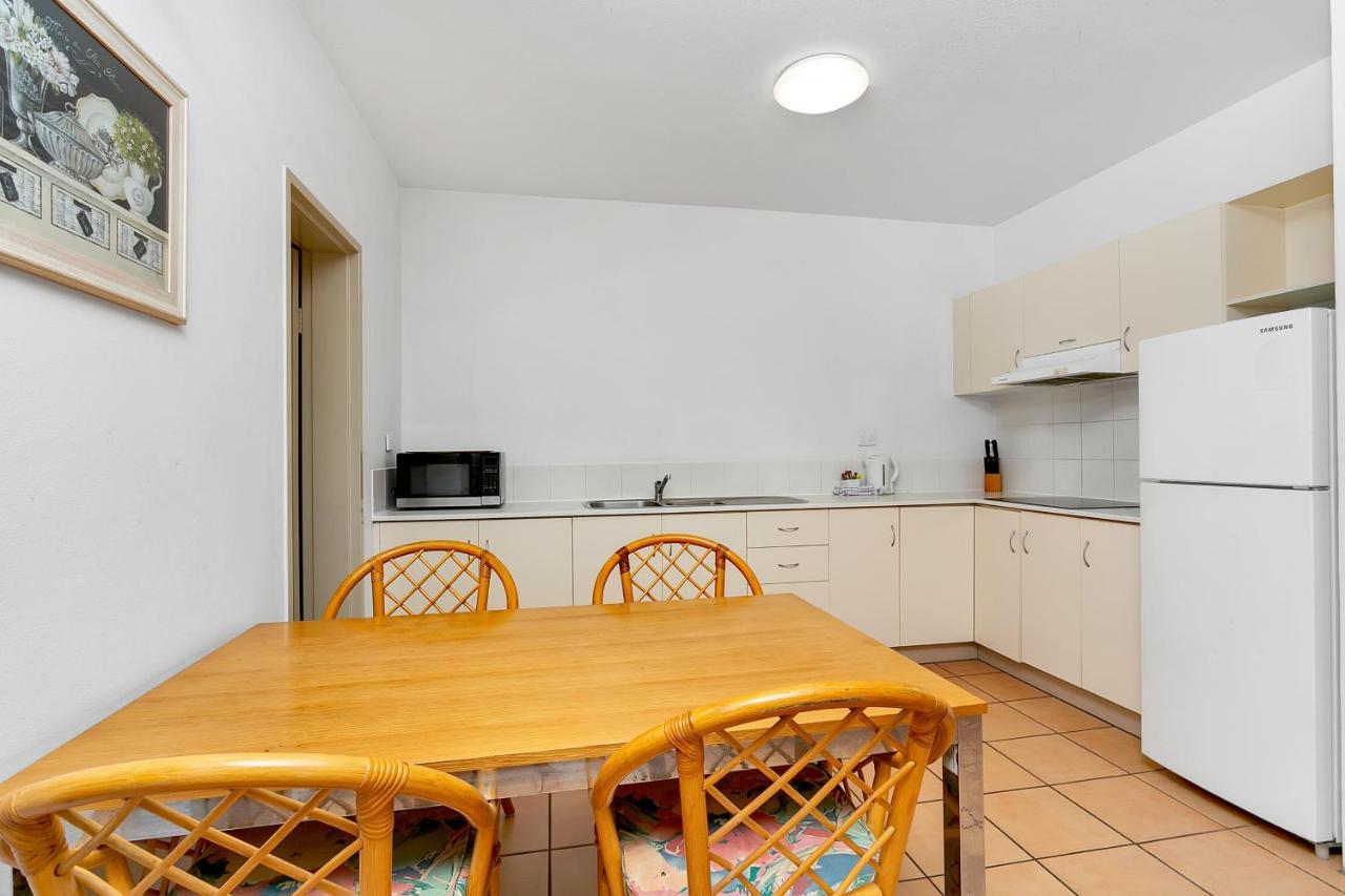 Cairns Reef Apartments & Motel Екстериор снимка