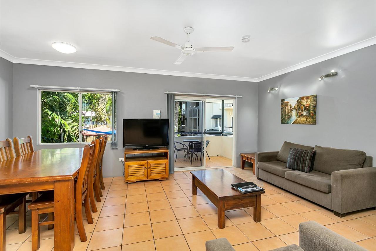 Cairns Reef Apartments & Motel Екстериор снимка